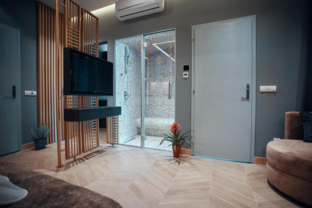 Monza Mirror Apartment Kikinda Dış mekan fotoğraf