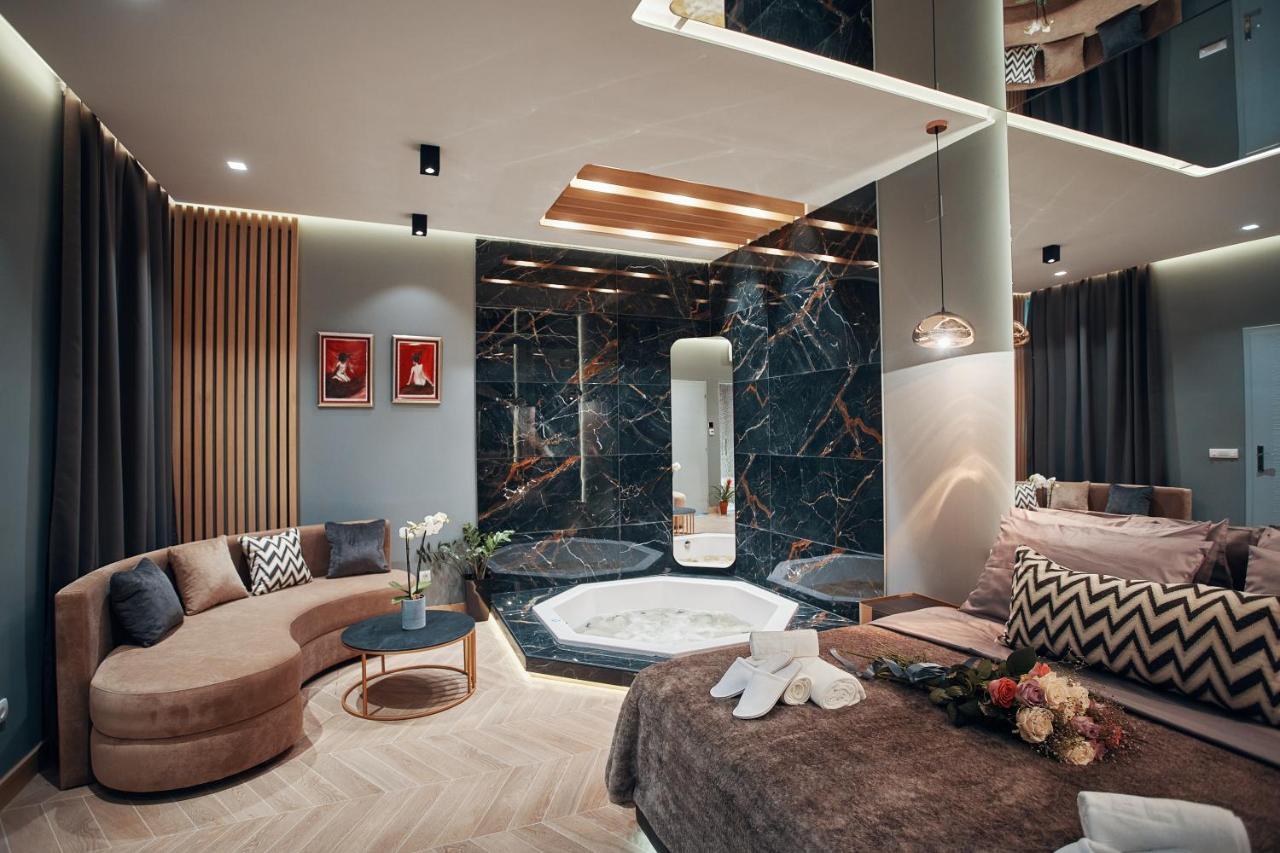 Monza Mirror Apartment Kikinda Dış mekan fotoğraf
