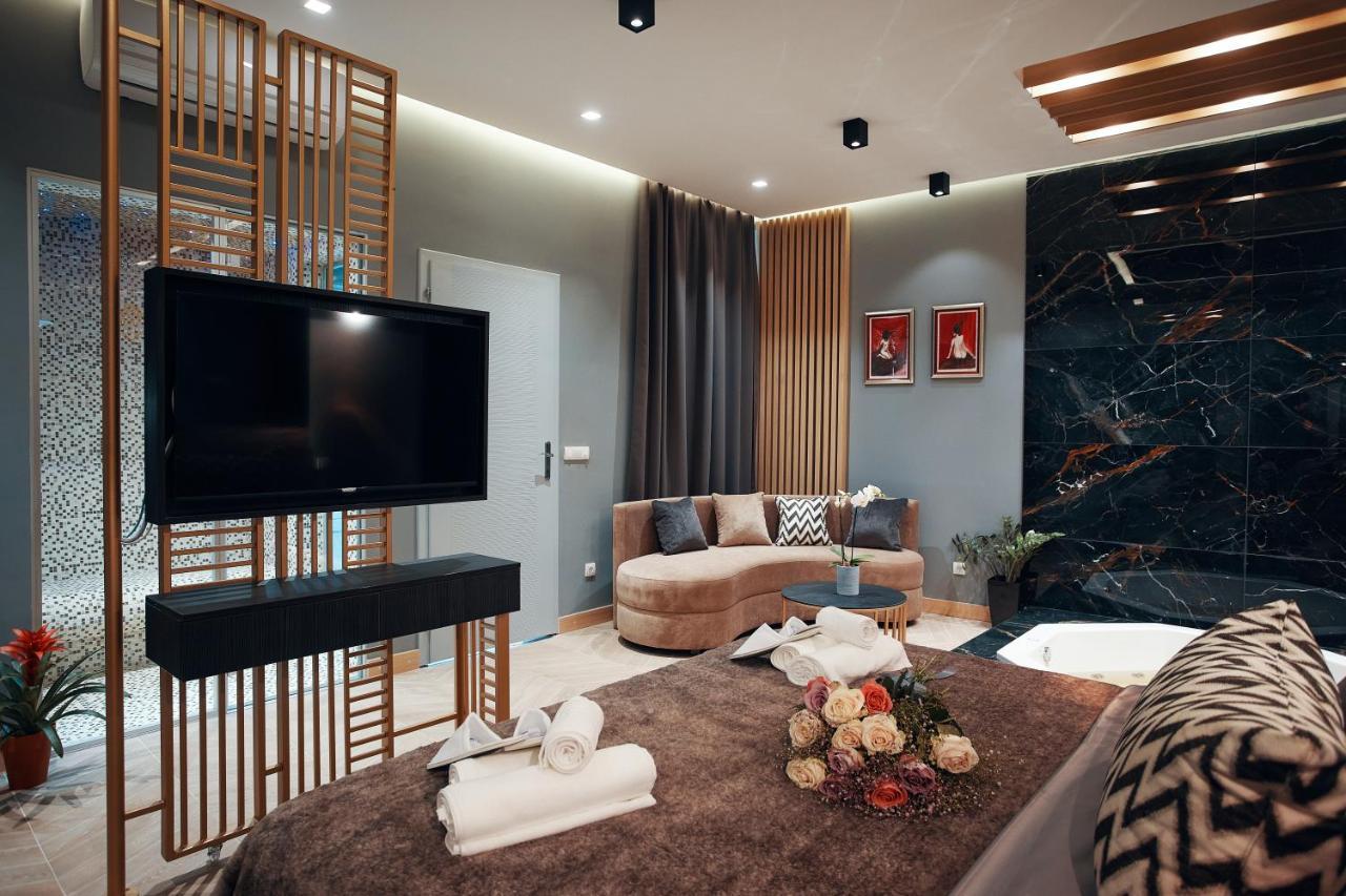 Monza Mirror Apartment Kikinda Dış mekan fotoğraf